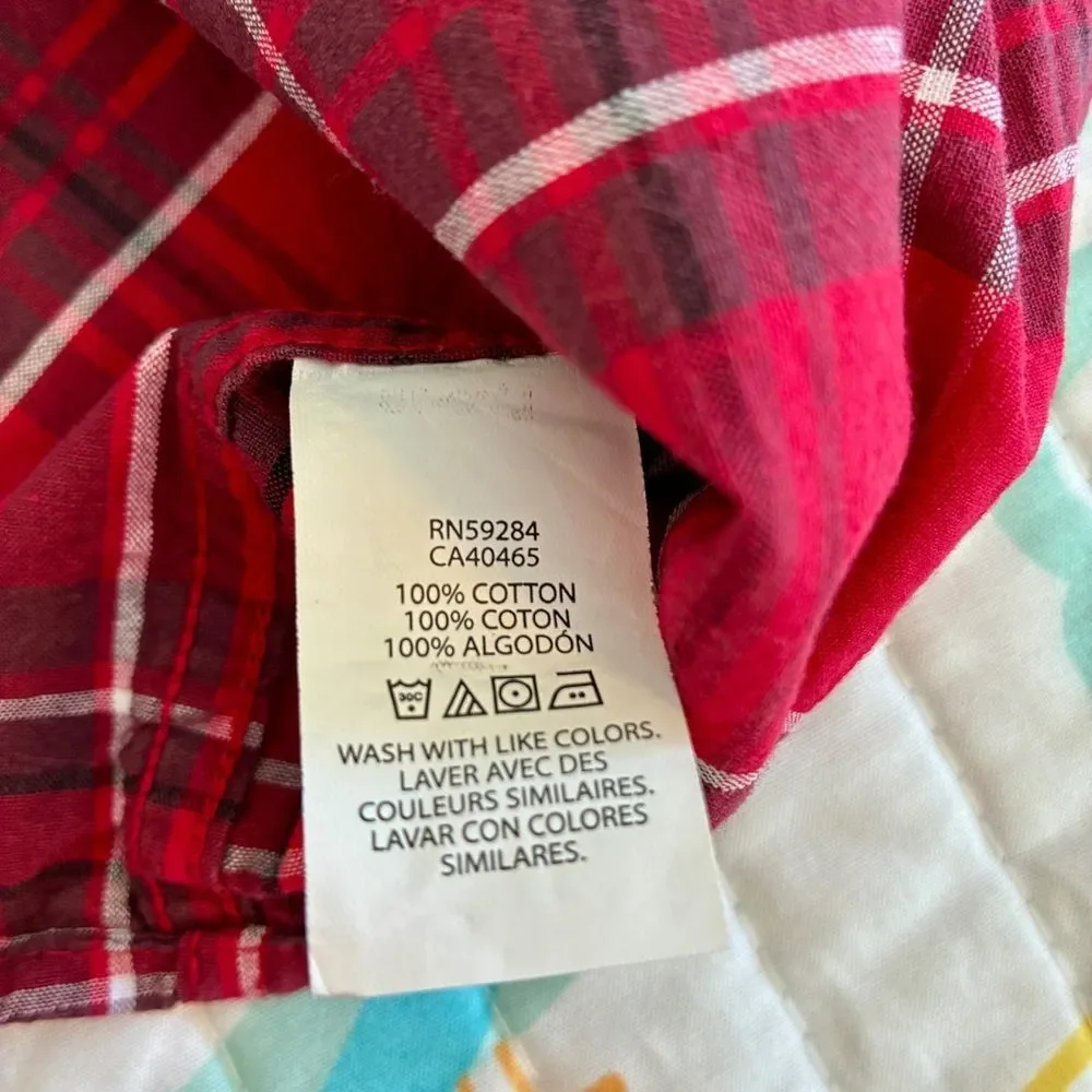 The Children’s Place Boys Red Plaid Buttoned Boy’s Shirt Size 14 XL Long Sleeve